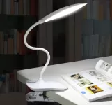 Đèn Bàn Học Chống Cận Chân Kẹp